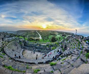 Day Tour Jerash - Ajloun and Um Qais From Amman