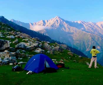 McLeod Ganj: Trekking em Triund com Manu Adventures India
