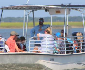 Charleston: Passeio de barco ecológico pelo farol da Ilha Morris