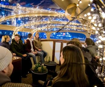 Amsterdam: Light Festival boat tour with Unlimited Drinks!