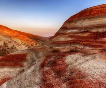 Bakoe: Candy Mountain, Pink Lake, Besh Barmag Dag en moskee