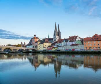 Regensburg: Exploração dos Limites do Danúbio