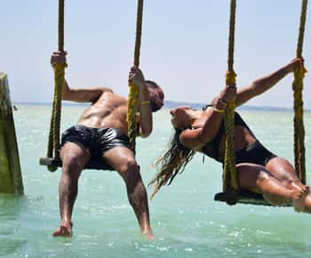 Hurghada: Passeio de barco pela ilha de Orange Bay com pequeno-almoço e almoço