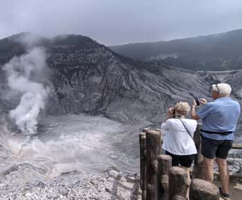 Bandung: Tangkuban Parahu Vulkaan & Omgeving Tour