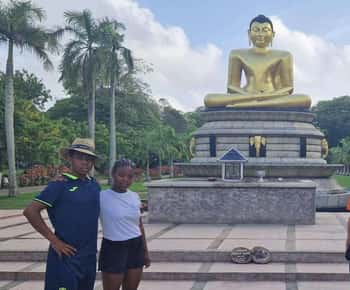 From Colombo: Private City Tour & Shopping Tour by Tuk Tuk