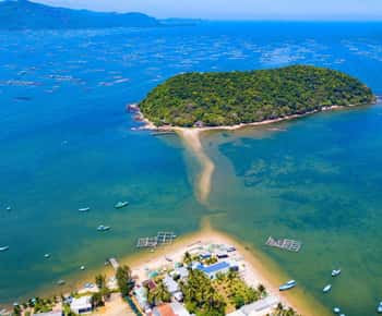 Quy Nhon Island Day Tour: Ky Co Beach, Eo Gio