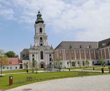 Wilhering Abbey: Discover 875 years of history!