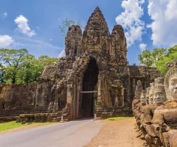Amazing Cambodia 5 Days Tour particular Phnom Penh & Siem Reap