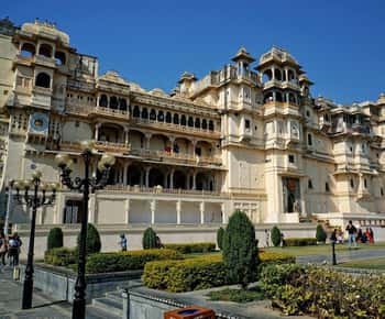 Jaipur: 6-Day Rajasthan Heritage Tour with Night Food Trails