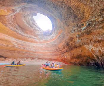 Benagil: Cuevas, Calas y Playas Secretas Excursión Guiada en Kayak