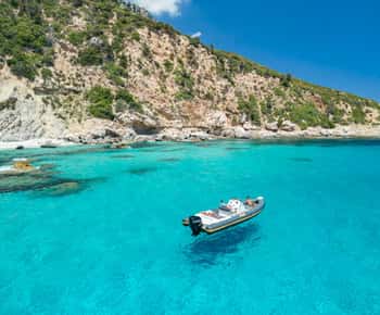 Guidet cruise til Cala Goloritzè, Cala Mariolu, Cala Gabbiani og Biriala