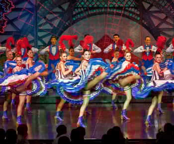 Paris: Billett til Moulin Rouge Cabaret Show med champagne