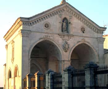 From S. Giovanni Rotondo: Monte sant'Angelo private day tour
