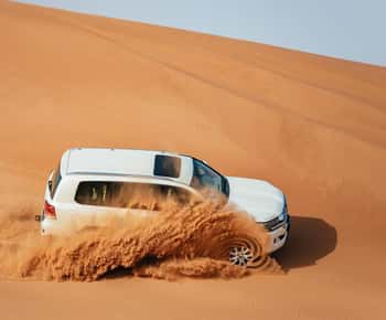 Dubaj: safari po pustyni, przejażdżka na wielbłądzie i wycieczka quadami