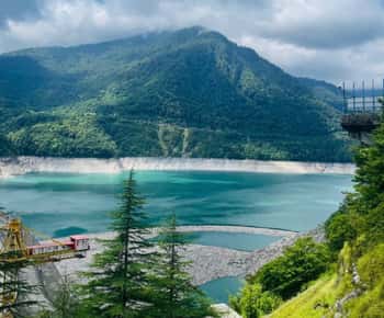 From Tbilisi: Gudauri and Kazbegi Private Day Trip