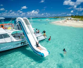 All Inclusive: Šnorchlování a skluzavka na ostrově Icacos nebo Vieques