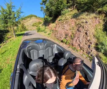 Madeira: Cabriolet Tour with Skywalk and Câmara de Lobos