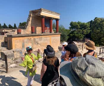 Knossos: Knossos Palace Skip-the-Line Guided Walking Tour