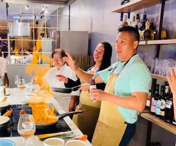 Palma: Mediterranean Cooking Class with Drinks