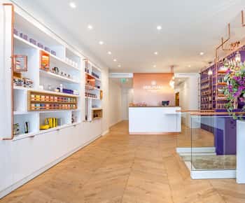 Paris: Oficina de perfumaria