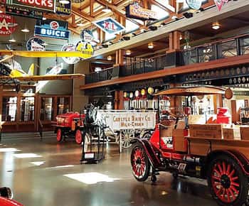 Calgary: tour in autobus della città di 3,5 ore con il Museo Gasoline Alley