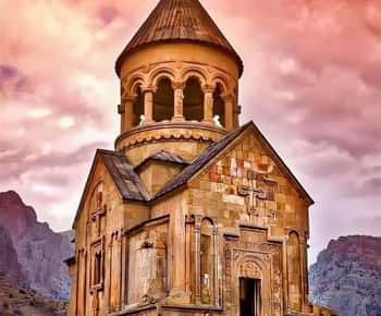 Discover The Most Amazing Attractions of Armenia in 2 Days