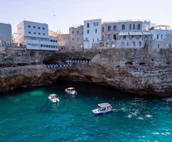 Polignano a Mare : Excursion en bateau écologique avec plongée en apnée et grottes