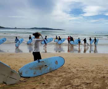 Surf & Stay : Leçon de surf privée à Weligama