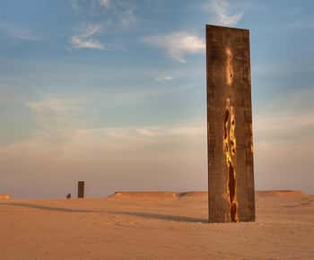 Doha: Richard Serra Sculpture,Mushroom Hill,Camel Race Track
