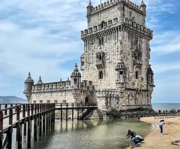 Lisbon: Discover Lisbon City wonders on a Private day tour!