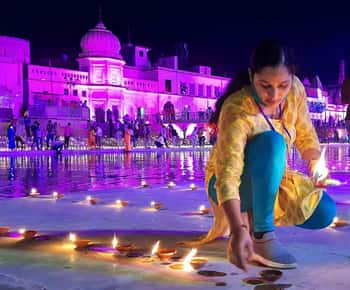 From Varanasi: Ayodhya Guided Day Tour