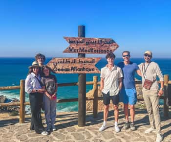 Från Marbella: Dagsutflykt till Tanger med färja, kamel och souker