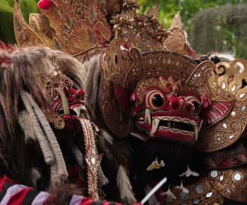 Bali/Denpasar: Barong & Kris Dance Show at Tanah Kilap