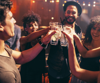 Pubcrawl Augsburgo: Recorrido por los mejores Bares y Discotecas de la Ciudad