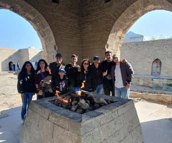 Baku: Gobustan, Mud Volcanoes, Fire Temple, & Yanar Dag Tour