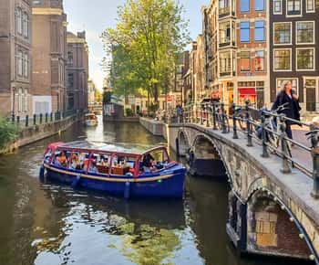 Амстердам: Круиз с лодка „Smoke and Lounge City”