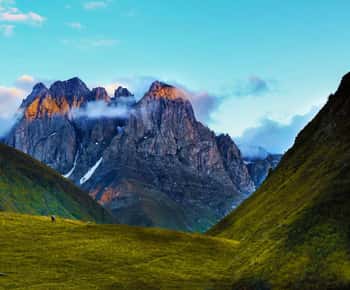 From Tbilisi: Kazbegi, Gudauri & Ananuri Day Trip