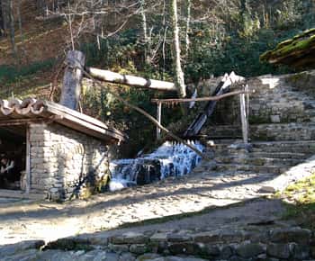 Gabrovo: Open Air Ethnographic Museum ETAR Entry Ticket