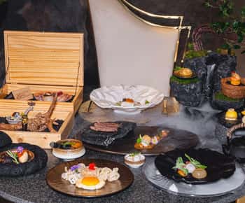 Bangkok: Fine middager i en fantastisk fossegrotte på Myste