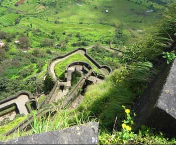 Excursión a la Estación de Lonavala desde Bombay con almuerzo