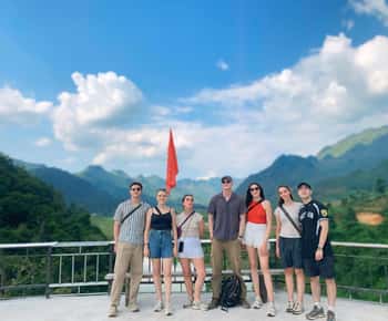 Ha Giang Loop 4D3N Casa de familia de Mama