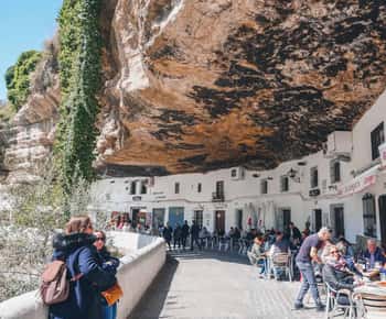 White Villages and Ronda: Day trip from Seville.