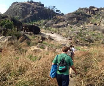 Jebel Kujur & Heroes: Half Day Tour