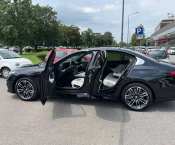 Milaan Transfer van stad naar LUGANO (CH) (zakelijke sedan auto)