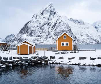 Lofoten : Reine, Hamnøy et Skariskøya (en anglais)