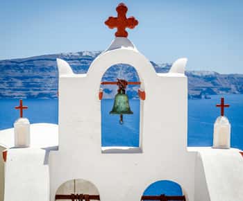 Magia di Santorini: la tua indimenticabile avventura a terra in crociera