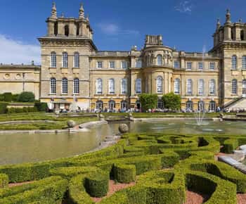 Exclusive: Private 6-Hour Blenheim Palace Tour.