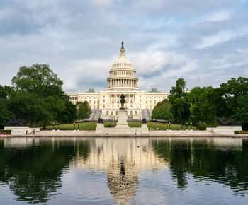 From NYC: Washington & Philadelphia Full Day Guided Tour