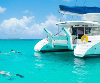 Mauritius: Catamarano all'Ile Aux Cerfs con pranzo e bevande