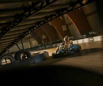 Südwales: Indoor Go-Karting Erlebnis